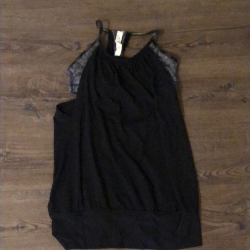 Lulu lemon top